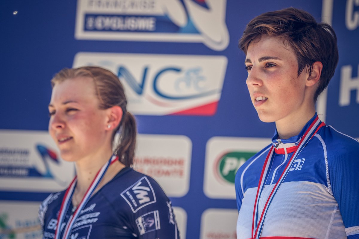 FDJ_SUEZ's tweet photo. 23-06-2016
@EraudS devient Championne de France U23 de contre la montre devant @ana_dreville
#PCF86 https://t.co/cHIJjJ74H5