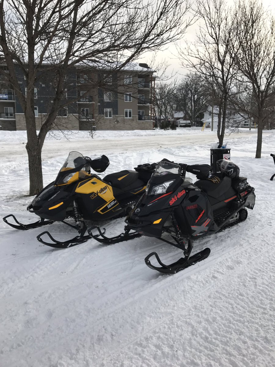 bryankingdon's tweet photo. First ride of the season with @HHKinger #gosnowmobiling #fenelonfalls #decemberride https://t.co/R9EIRbKKjz