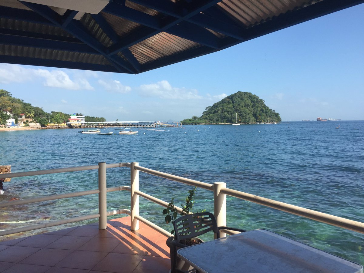tabogapanama's tweet photo. Ya en la isla se respira un aire diferente, a sal y tranquilidad como si el tiempo se hubiera detenido... https://t.co/vtaYqo8wZh
