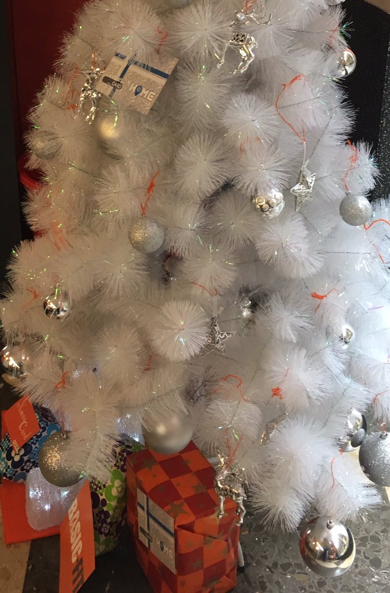 Y si tu regalo de este año fuesen 10 EP y un acceso a tu club para todo el mes <a href="/HOMEFITNESS1/">Home Fitness</a> <a href="/BasicFit_ESP/">Basicfit_es</a>