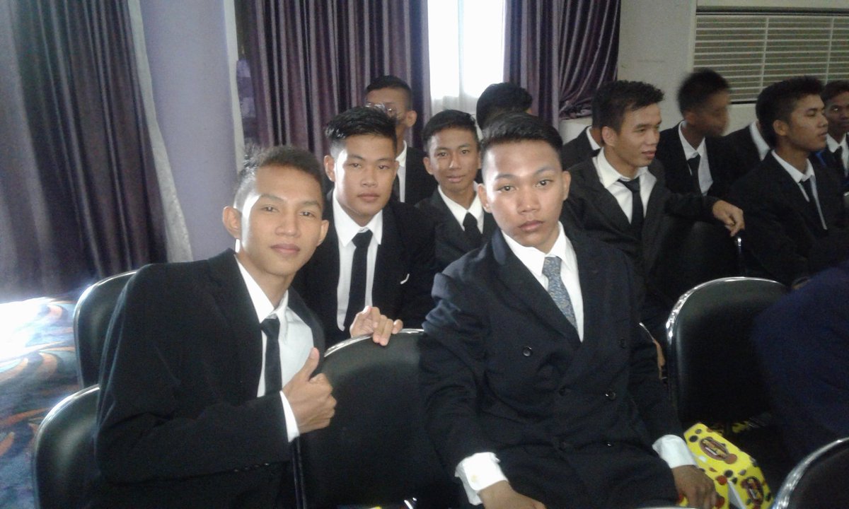 Sahibul11's tweet photo. Good boys,,,,!! #SMKN2TANAHGROGOT https://t.co/ApSned42qY