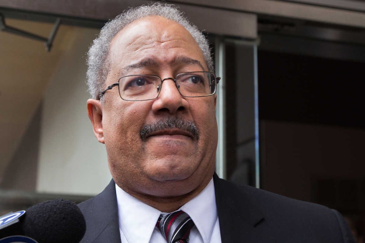 215votes's tweet image. Judge rejects Fattah&apos;s attempt to stay out of prison during appeal #accountability philly.com/philly/news/po… via @phillydotcom