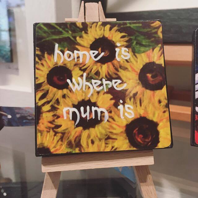 CastleCourt's tweet photo. Thoughtful and unique pieces available @studiosouk #christmas #mum #artwork https://t.co/d5ddEkZxka