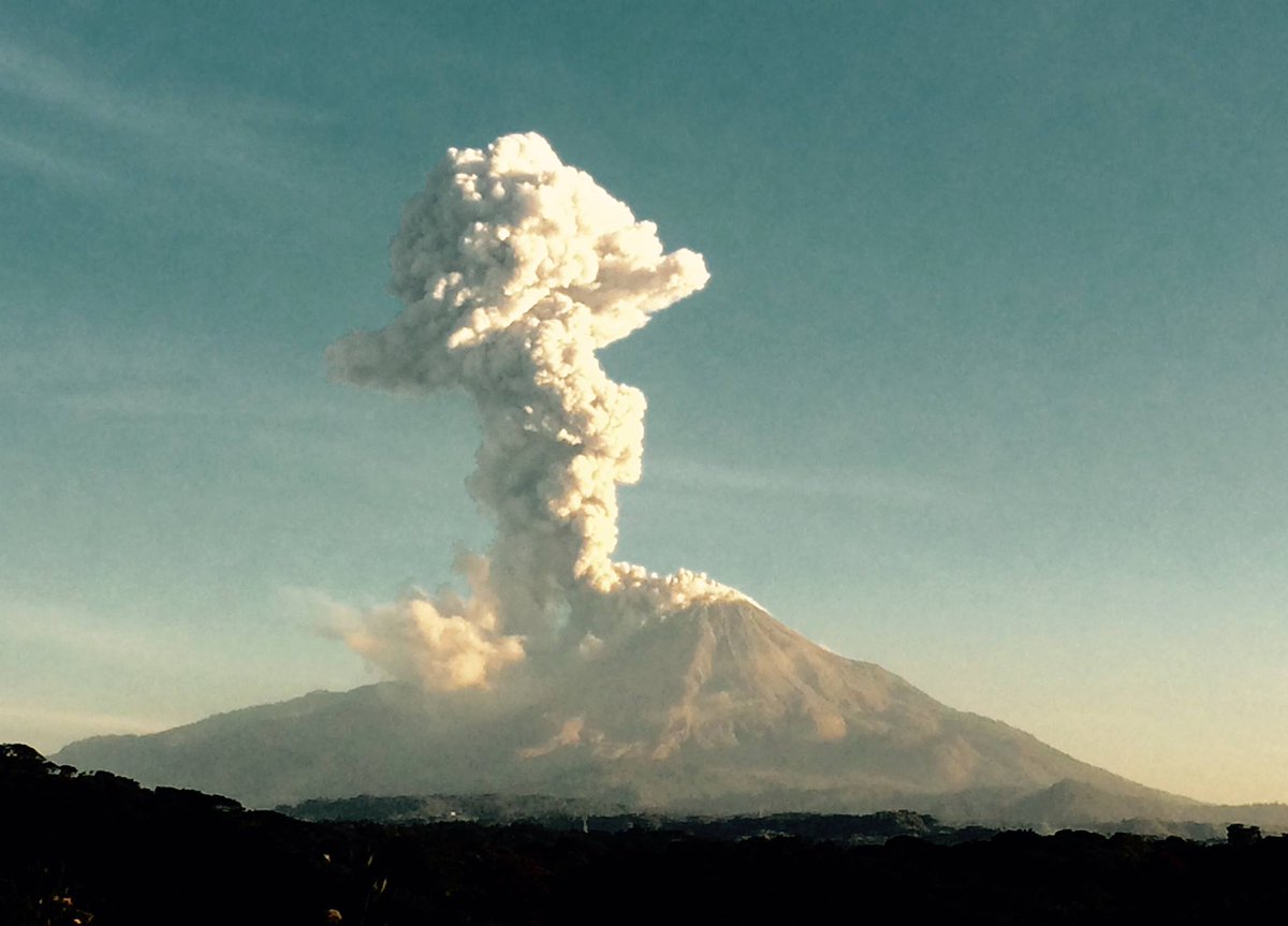 Plumadequetzal's tweet photo. Welcome to #Colima.
#ColimaVolcano #landscapephotography #Mexico https://t.co/xO5QPM2R85