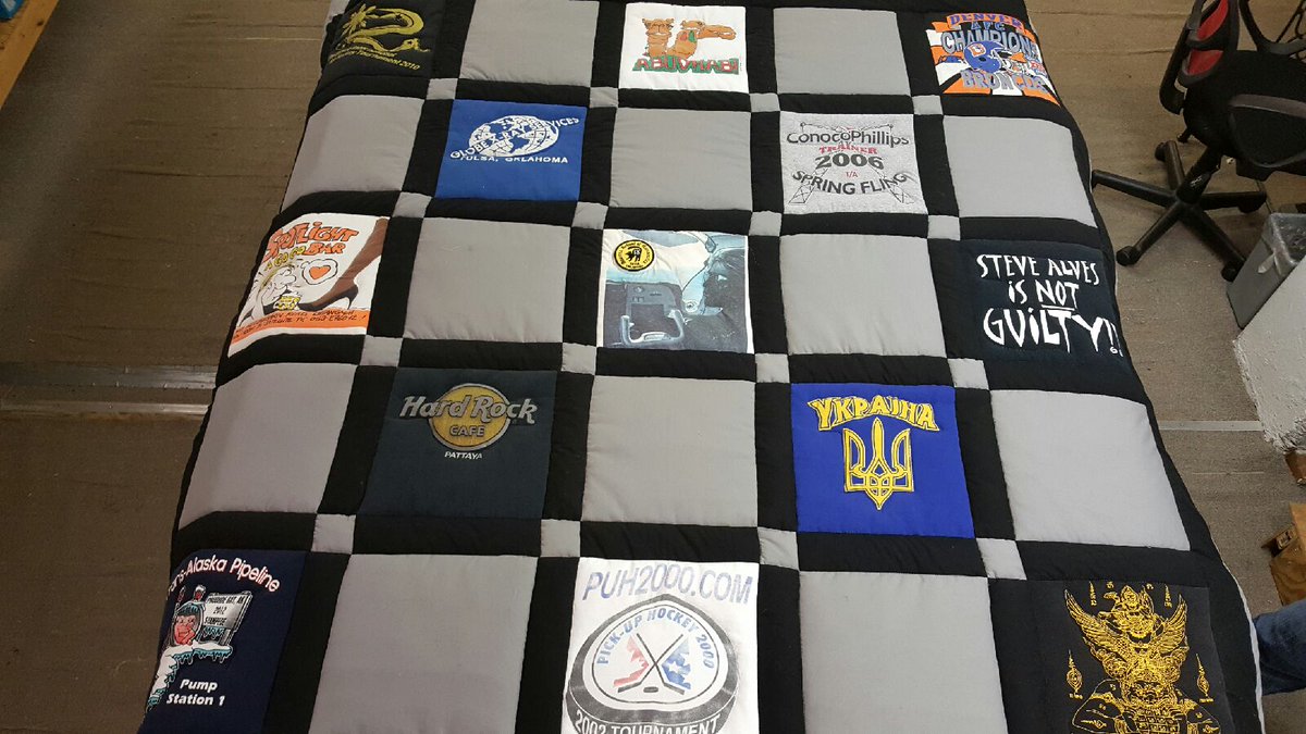 TheDraperyWorks's tweet image. We love a good #tshirt #quilt! 
#merrychristmas to the lucky recipient from @TheDraperyWorks.