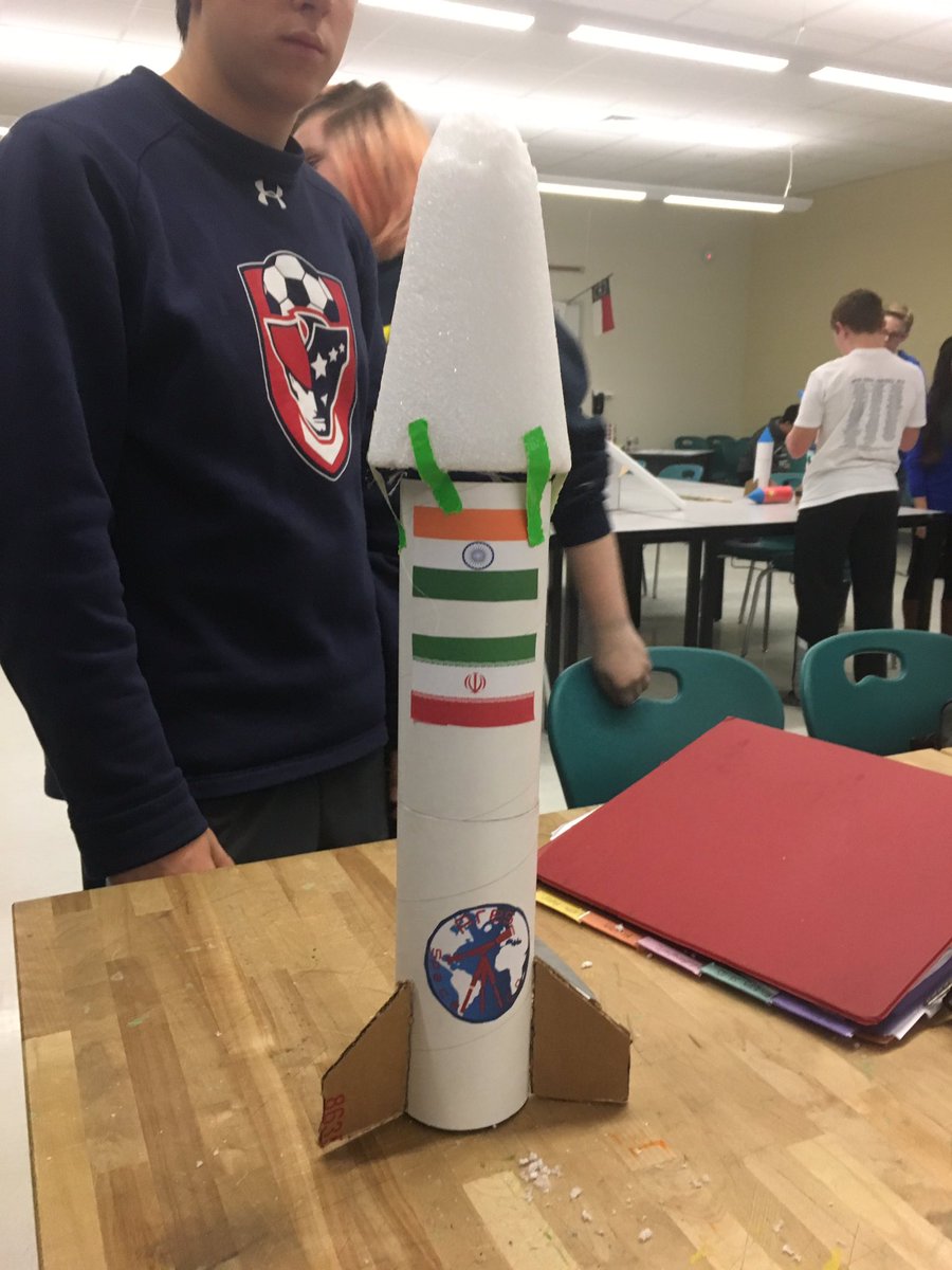 Ares_Space's tweet photo. Our rocket is ready for launch! To see information on how we created it, visit https://t.co/AmMPvnnfSk https://t.co/uBg3gNJvPk