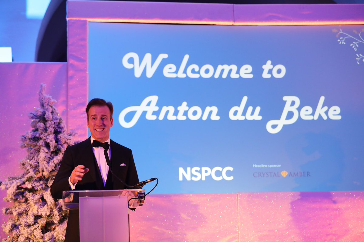 CatGray1's tweet photo. Massive thank you to the wonderful @TheAntonDuBeke for hosting our Childline's Merry Little Christmas dinner last week @NSPCC #childline30 https://t.co/jTJ26TQoud
