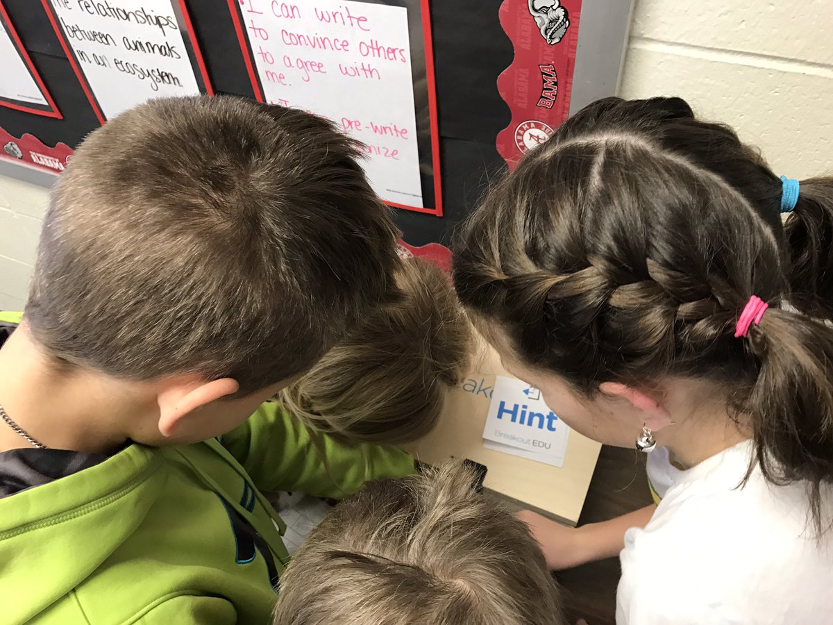 wcr2west's tweet photo. Mrs. Gintz's class working on breakout boxes. https://t.co/5RgXTdNDKG