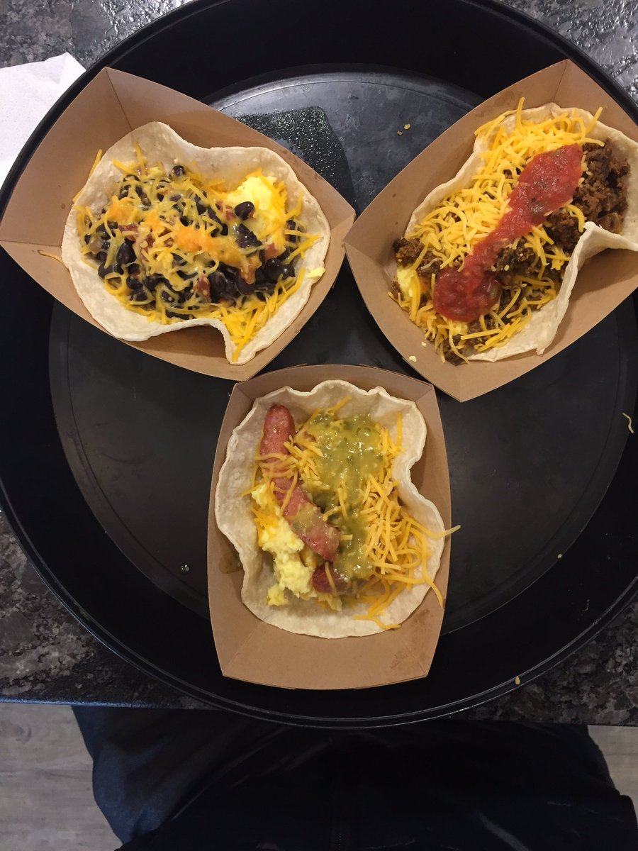 Jason_Staats's tweet photo. 1st time @ Tin Roof Tacos for #breakfast. This place really does have some of the best #tacos #inBoise #TheEatGuide @tinrooftacos https://t.co/81fkwMZ280