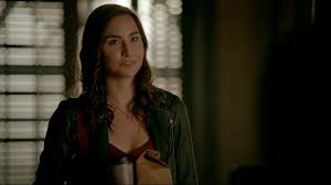 VampireDBR's tweet image. #vampiresnamtv só eu shippo o Ric e a Georgie??