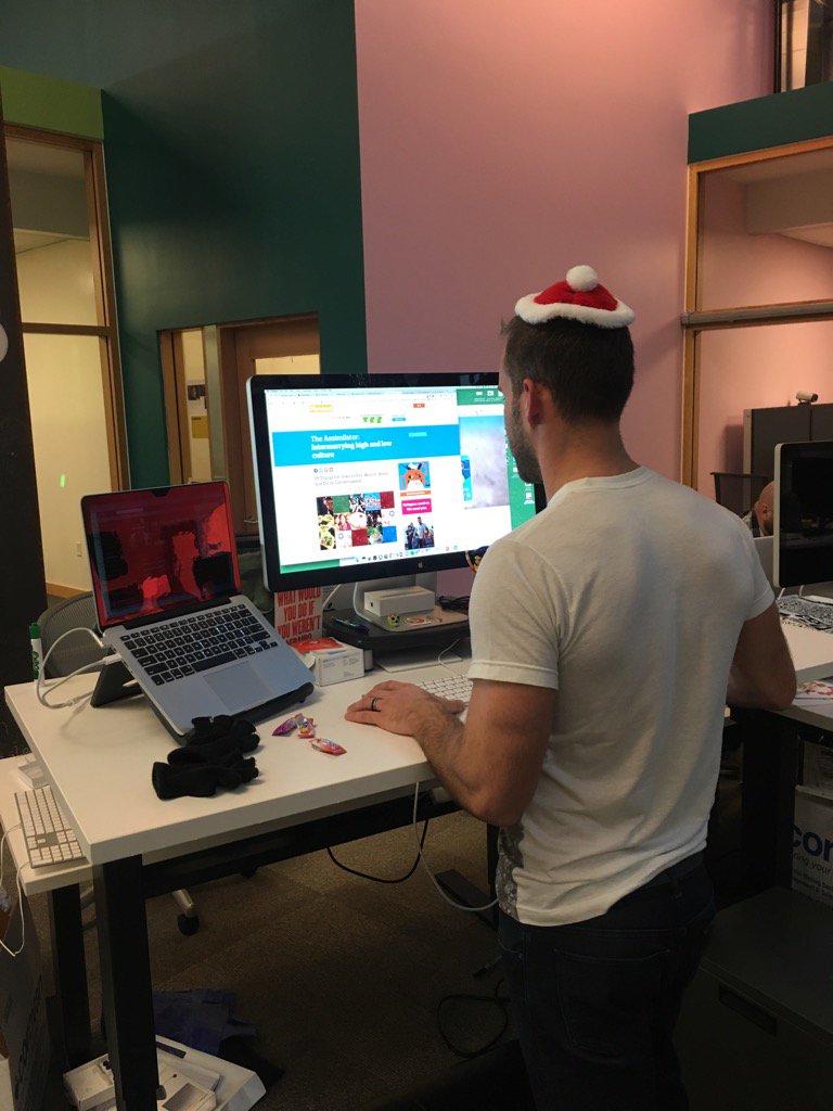 AlanMasarsky's tweet photo. @Laura_E_Adkins @theakglassman fantastic article today! I was reading it with my #Yamaclaus on ;) https://t.co/ZhxiY3qzhw