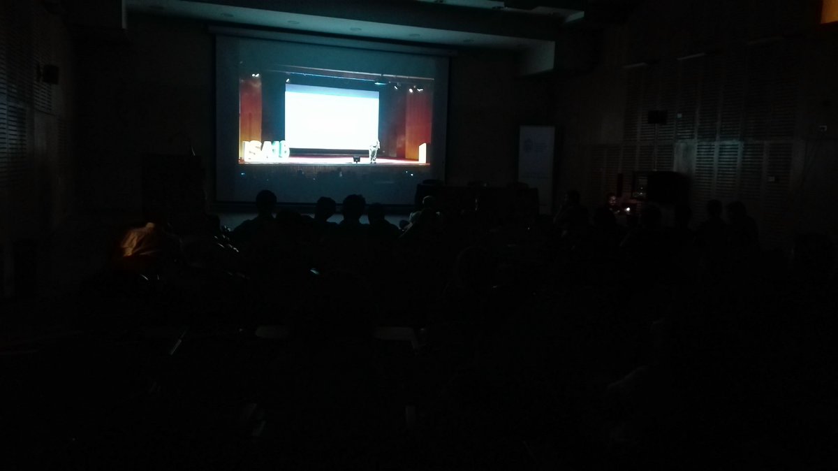 nelsonrp's tweet photo. 'Es mi primera vez en Santiago... '
Revisando la charla en #isa16 #isa16redux @MrAlanCooper @isa16scl @ixdasantiago @IxDA https://t.co/CsxVMiCFNU