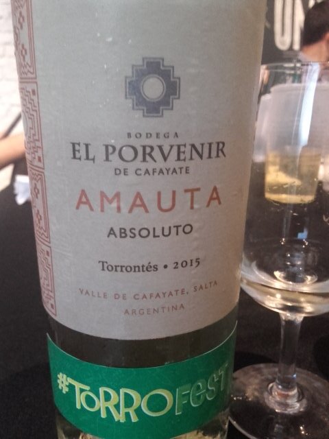 floryrazusta's tweet photo. #torrofest @WineHackaton @porvenirwines torrontes frutado en nariz y boca. Un 2015 con buen cuerpo https://t.co/blJt0pBG2E