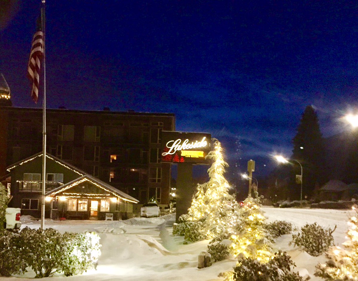 Lakeside Lodge tweet media
