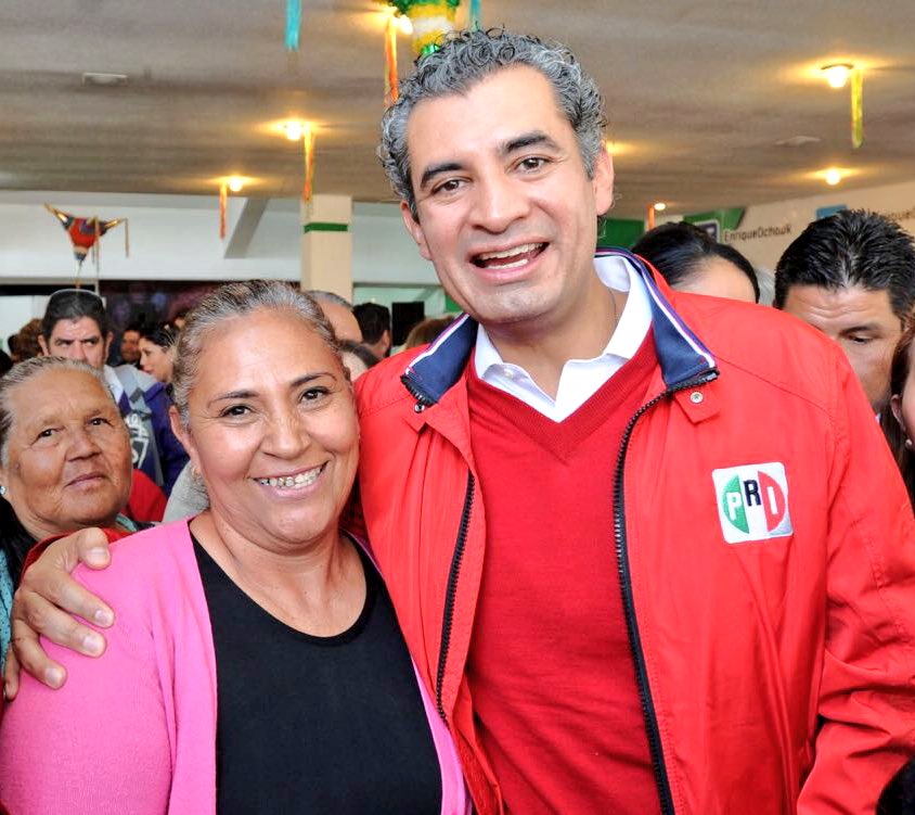 EnriqueOchoaR's tweet photo. Mi agradecimiento a cada militante del #PRI y a sus familias que nos permiten contar con el trabajo de cada uno. ¡En #Durango #SomosPRI! https://t.co/onv09hczwz