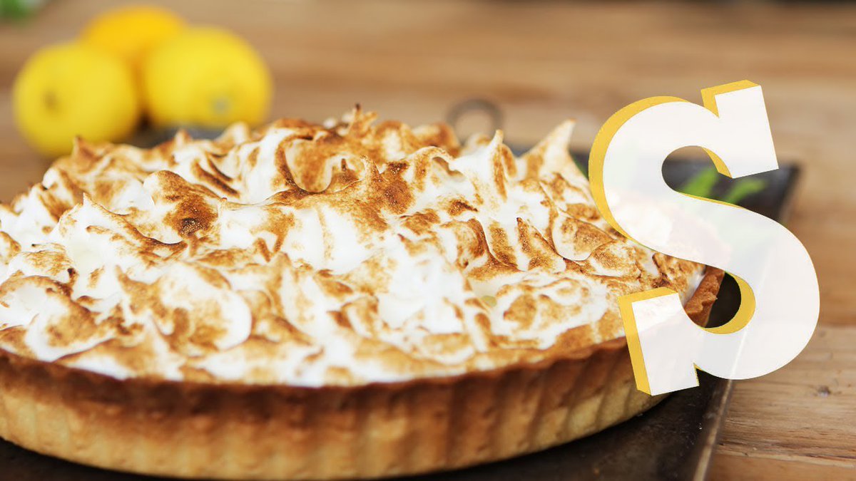 LoveSharingFood's tweet image. Lemon Meringue Pie #eyeCandySorted lovesharingfood.com/?p=19853 #Food #Recipes #foodvideos