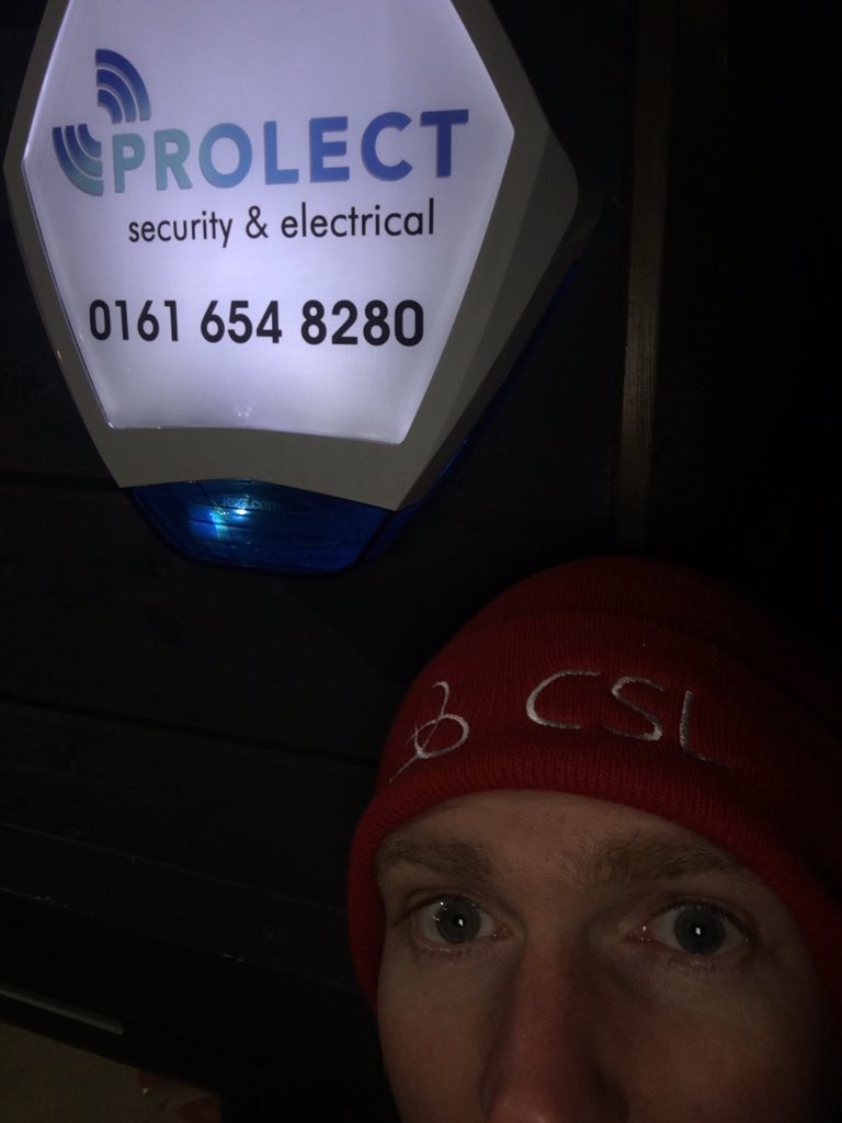 prolectsecurity's tweet photo. @CSLDualCom @RobEvans2909 @S_BanksDualCom Thanks for the hat guys #CSLselfie #GetAheadGetAHat https://t.co/8XVZGOSXir
