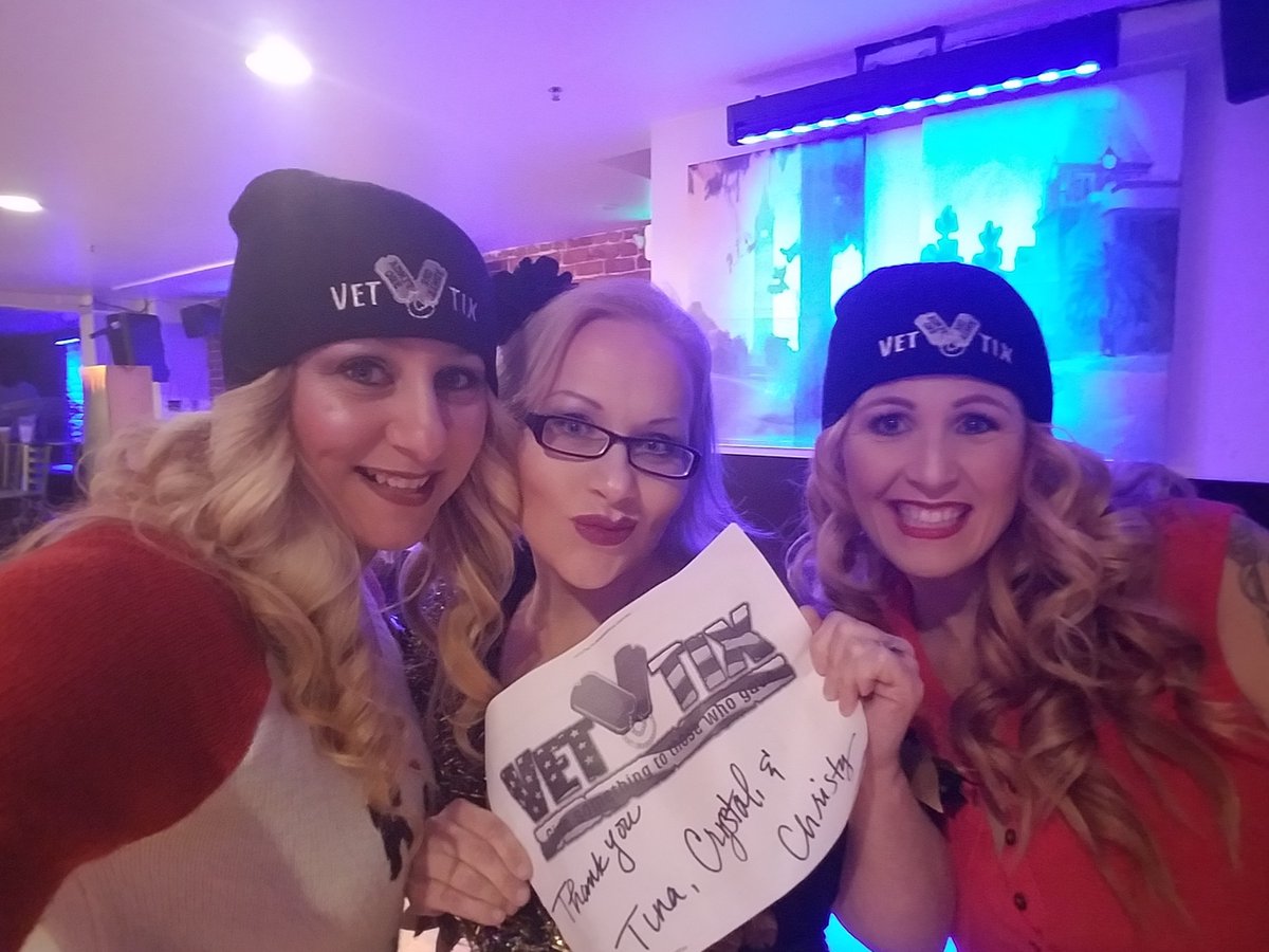VetTix's tweet photo. Crystal, an #Army #vet, &amp; friends Tina &amp; Christy had a girls night out at @RoastSF's Comedy Roast of #SantaClaus w/ tickets from #Tix4Troops https://t.co/wSUllD0d3L