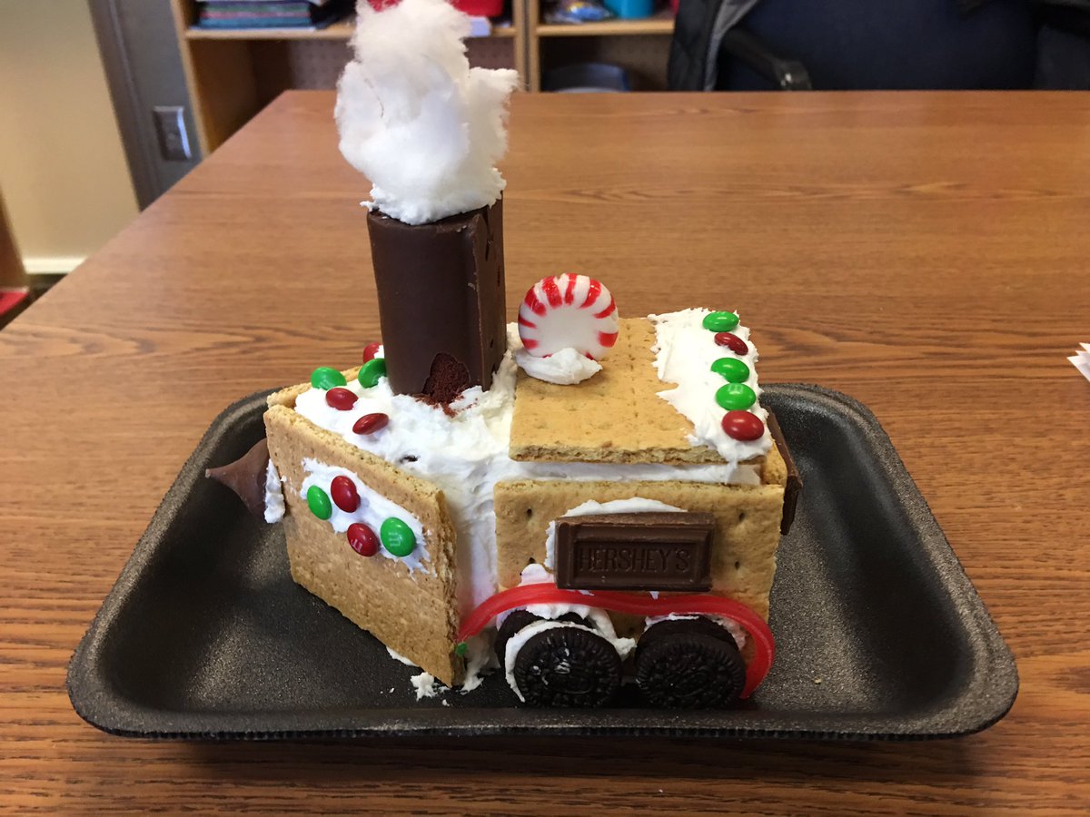 asfelds's tweet image. So excited for Polar Express day on Thursday!#csestrong #cserocori #cse2028