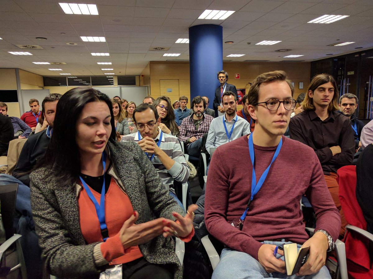 sjunestrand's tweet photo. Presentación: Que es #blockchain un smartcontract / transacción de cualquier cosa @buendiadas y debate @ethereumproject@Endesa https://t.co/fGW2GeDzV3