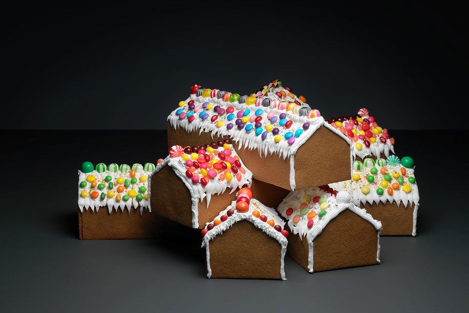 buildllc's tweet image. Fresh off the #BUILDblog: A visual tour of holiday graphics for the design-minded. ow.ly/ZcbH307j1mm #BUILDblog #handmademodels