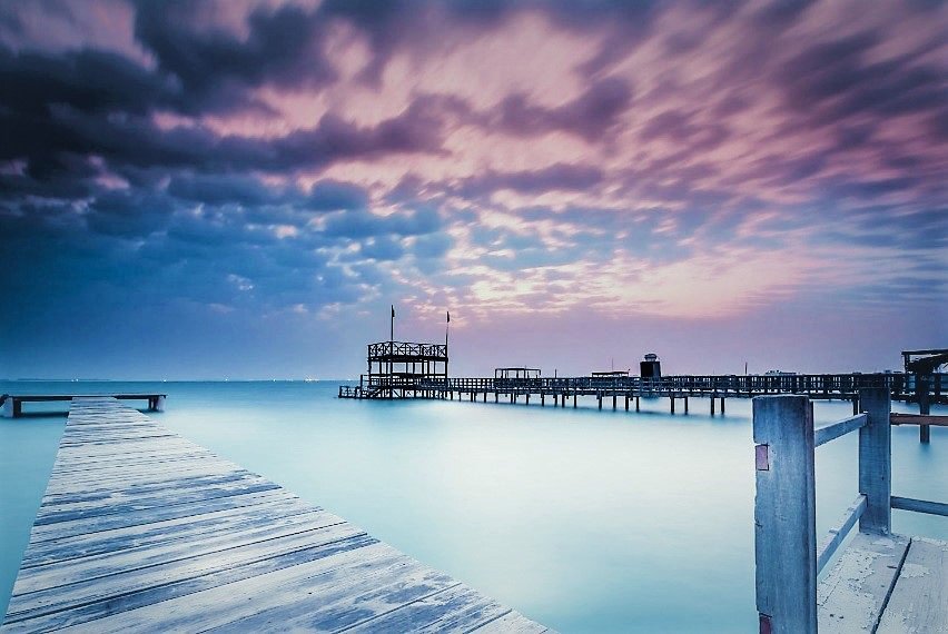 ChelseaDraws's tweet image. "The sea, once it casts its spell, holds one in its net of wonder forever" 
Beautiful #Bahrain
#travel #traveltuesday #ttot #rtw #traveldeep