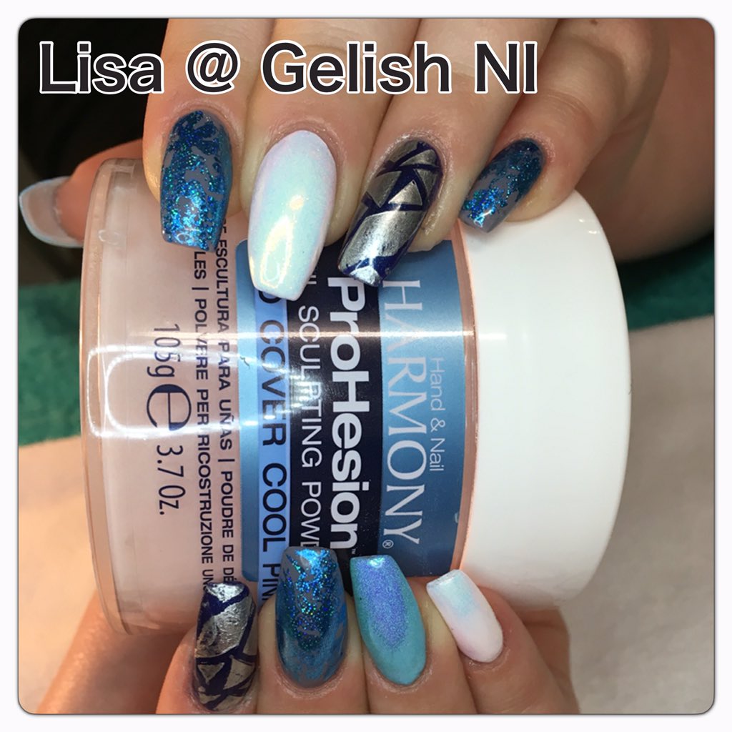 laacton's tweet photo. @CreativeAcademe @prohesion @gelish @MTMorganTaylor #prohesion #reversefrench #gelish #MTstamping #chromepolish #funkyfoils #gelishnibelfast https://t.co/qVID5CirIx