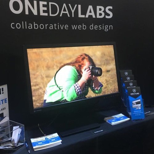 theboothbabes's tweet photo. While I’m not at WPPI in person this year… Stop by... https://t.co/NvuCSXdnLo #boothbabes https://t.co/qD5QxFqEF2