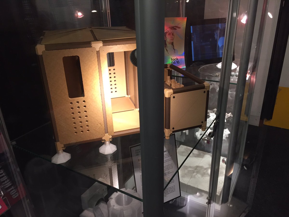 AntoineProust's tweet photo. https://t.co/fuqaVGtIOR Working now with @EnactusHerts on the #MODUSHELTER PROJECT  @UniofHerts https://t.co/e4ikikWl95