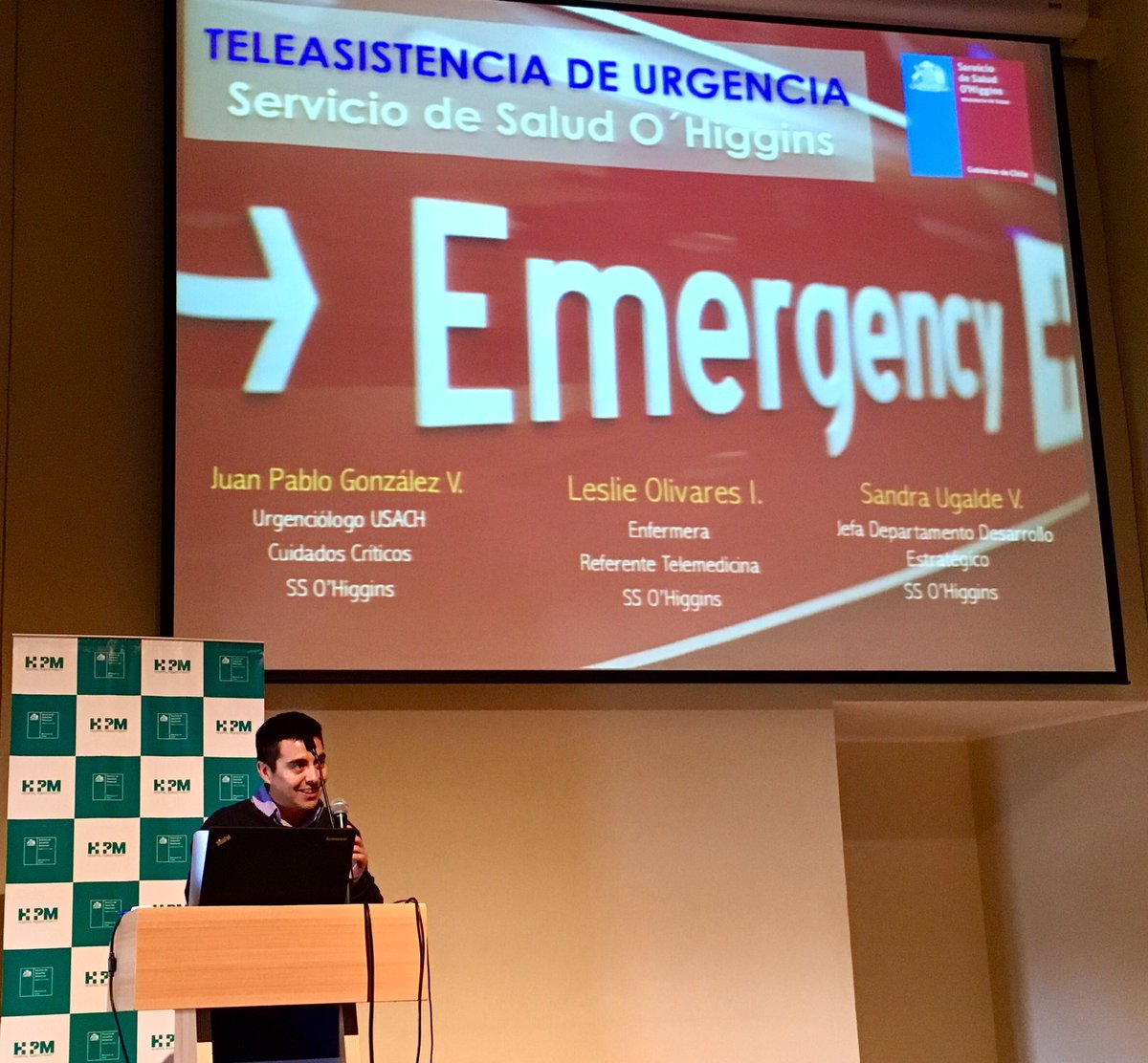 patriciorosas's tweet photo. 🔴TeleSalud en #CHILE 🇨🇱👍🏻TeleUrgencia y TeleOncología #JornadaTelemedicina ✅🔷#Puertomontt #Concepcion #Valdiviacl #Osorno #Temuco #Santiago https://t.co/sGTN3B4o49