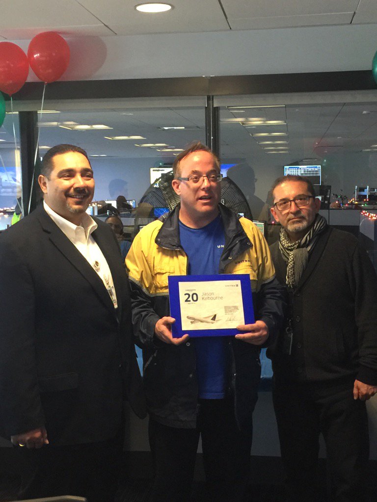 HRguyDGS3's tweet photo. @weareunited Congrats to Jason Kilbourne 20 Years! https://t.co/m1gIycik7Q
