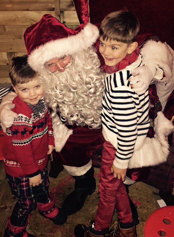 JohnMcCallJnr's tweet photo. They're their Dad's fellas with their Mother's good looks....Thank God. #Discover2016 #SantaClausIsCominToTown https://t.co/TiDSblwS4c