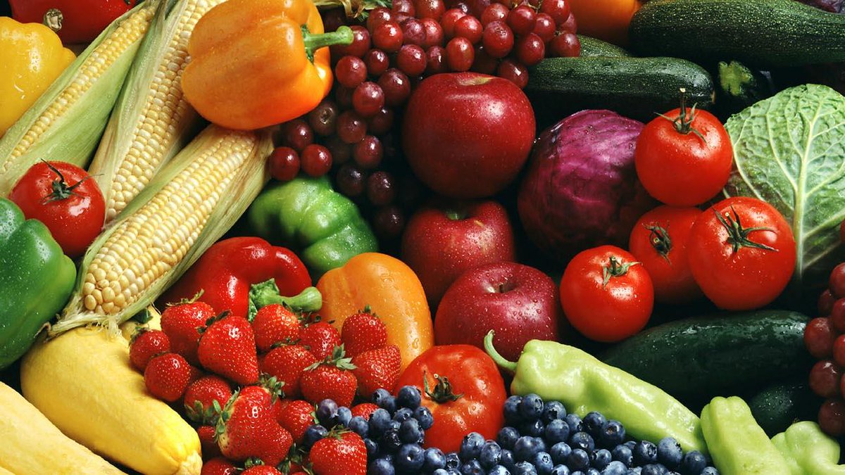 drwsolorzano's tweet photo. Al momento de escoger frutas y hortalizas: por lo general, mientras mas intenso el color, mayor la cantidad de antioxidantes.🍎 https://t.co/9JtB10NmE3