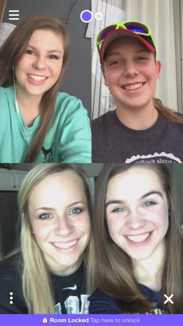 tiffanydunlap_'s tweet image. Got to cut one of my best friends hair this afternoon while my other best friends watched 😂😍✂️ #FirstClient