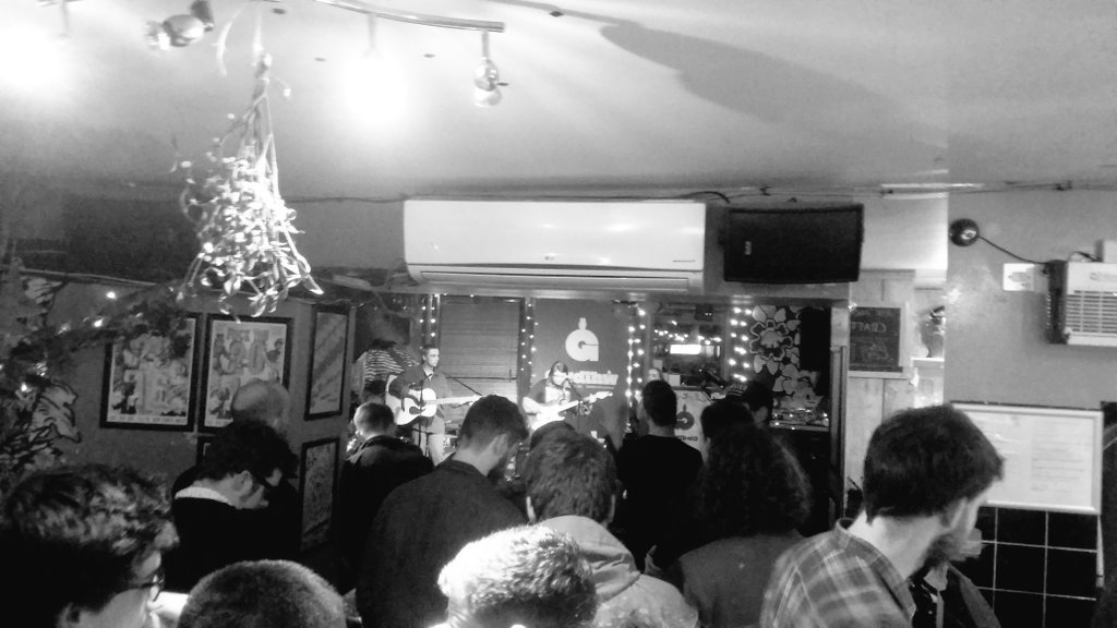 BeastPRUK's tweet photo. .@adwaithband mor dda heno ar noson @Decidedly_r #decidedly yn @GwdihwCafeBar #caerdydd #harmonies #pert @BandYFfug @blancoslos502 https://t.co/11j1KtD5MV
