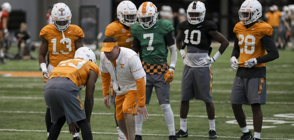 Vol_Football's tweet photo. #VolReport: Here's everything head coach @UTCoachJones had to say following Tuesday's bowl practice! 🍊🏈
📹 : https://t.co/GRmH5M3WpT https://t.co/M7e2fZKcIi