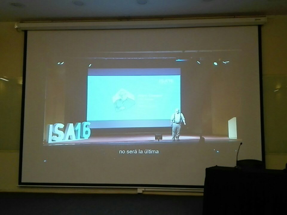 nelsonrp's tweet photo. Estamos listos para ver la presentación de @MrAlanCooper subtitulada en español en #isa16redux #isa16 @isa16scl https://t.co/GOAToHjViF