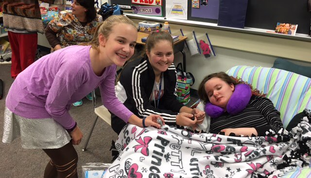 DrRackleyCLSD's tweet photo. #CCMSStudentLife had fun at Spa Day! Love watching #FalconsCARE for each other! So proud! #FalconPride @CLSD_Schools https://t.co/hxBswN5wfo