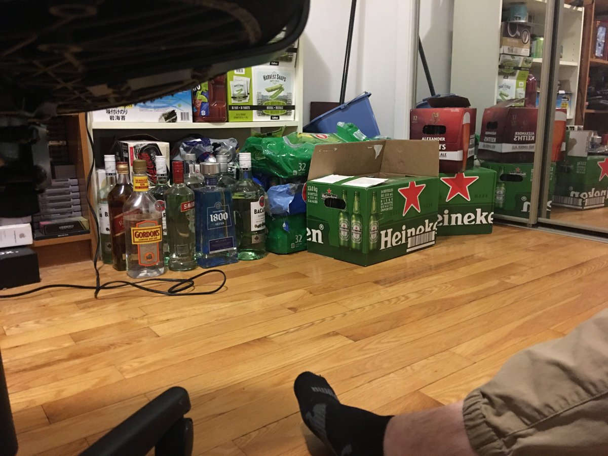 BoxlessThought's tweet photo. Ever worried #SpeakingOfWhich will run out of beer. Weโll dont. https://t.co/0mrNZ0Esas