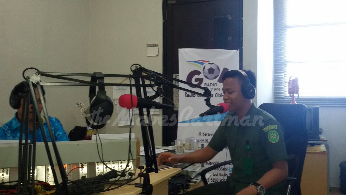 Sedang berlangsung di <a href="/Golradio1067fm/">golradio106.7fm</a>  On Air bersama ketum <a href="/Norman_bartman/">Norman</a> #SasahLakasi