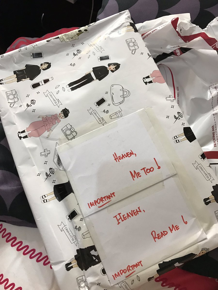 hperalejo's tweet photo. Silent partner!!! Thank you po sa christmas gift (ulit hehe)🎄🎁. Suot ko na po yung sweater ❤️. Take care and God bless! 🙏🏼 https://t.co/98Oox86Y0s