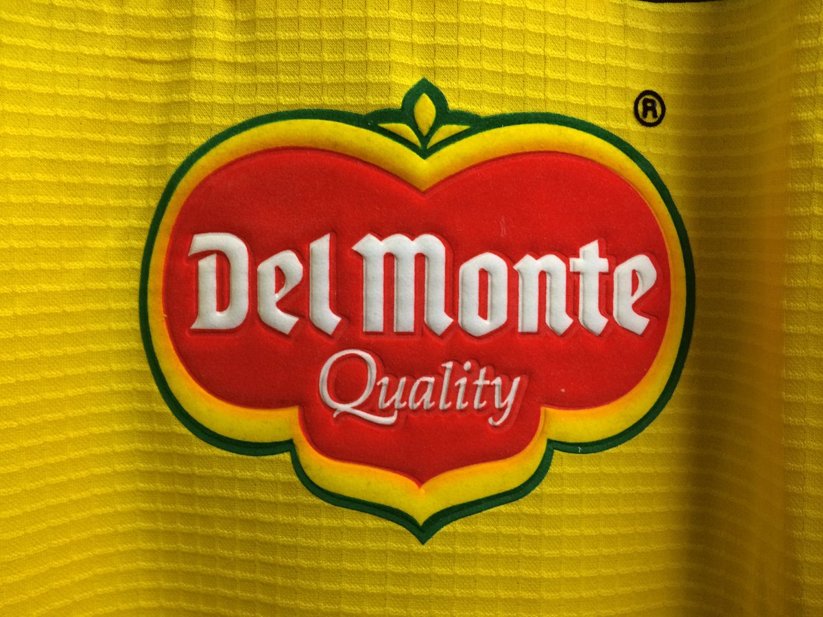 Vintage Sports 商品情報 吉祥寺店 0422 79 3116 99 00 ラツィオ 18 999 ユニフォームは主にリーグ戦で使用していたデザインで 胸のスポンサーはucl用デルモンテというレアモデル Ucl用4th扱いでチェルシー戦等で使用 Sslazio サッカー