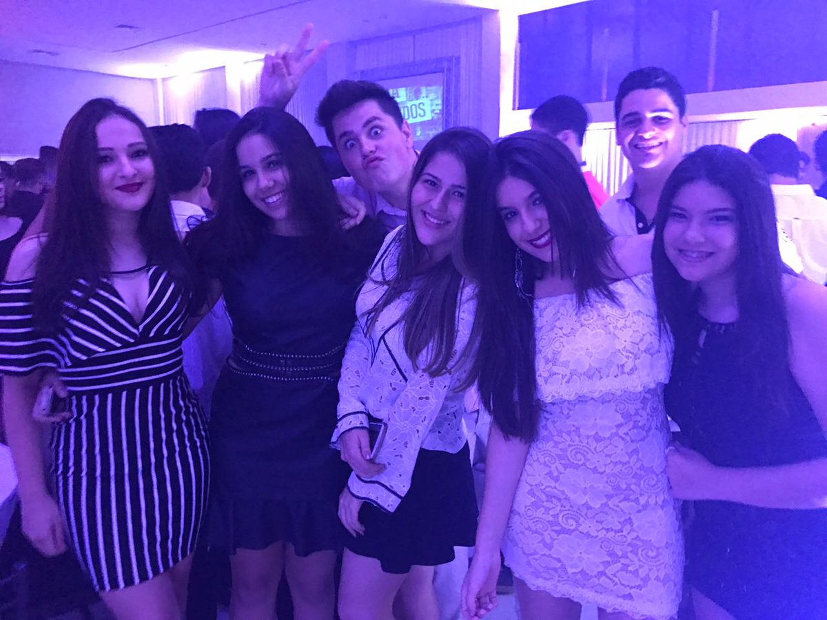 juliahobl's tweet image. pensem se eu amo 💓💓 &quot;oua meu sonho&quot; #mpta