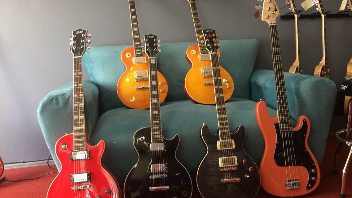 sovietcustom's tweet image. #sovietcustom #guitarrassoviet #sovietguitar #sovietcustomshop