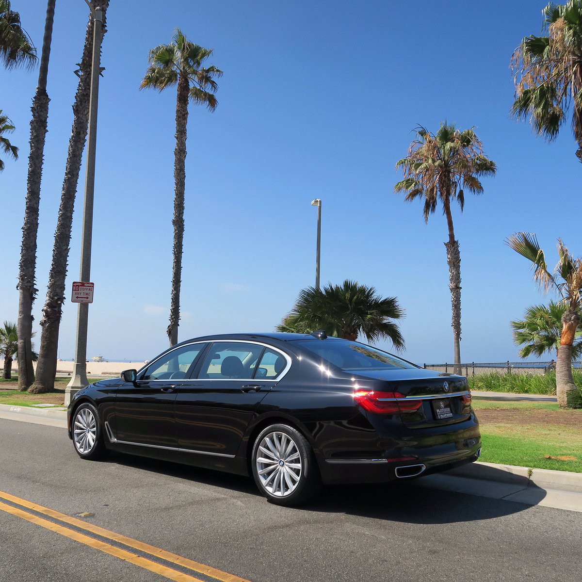 PLATINUM_GROUP's tweet photo. Not a bad day cruising the coast in the all new BMW 7 Series!
#PML #PML2016 #Bmw #7series #LosAngeles #CarRental
https://t.co/jbAEgSYDBq https://t.co/WI0CF6Bvxo