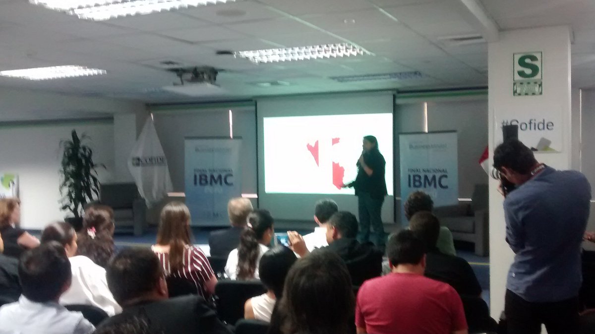 AltaXLpe's tweet photo. Continuamos con el equipo #Dibvix
Equipo representante de la #UPCH
#IBMCPeru #IBMC2016 https://t.co/9mV2qU6nCZ