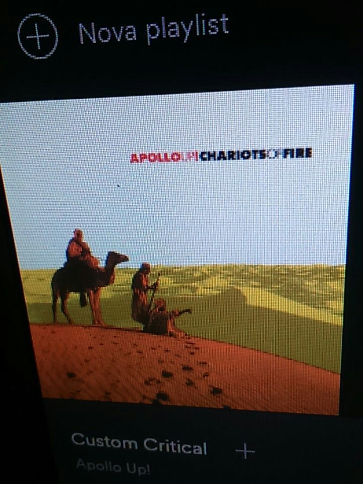 rafabubenik's tweet photo. Tô curtindo pra caraleo essa banda
#apolloup https://t.co/0sXcgBCrgT