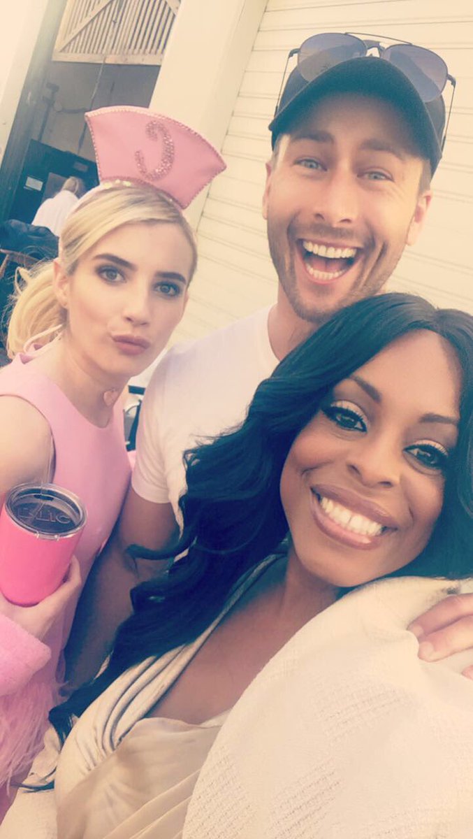 (1) 2x10 "Drain the Swamp" behind the scenes #ScreamQueensFinale