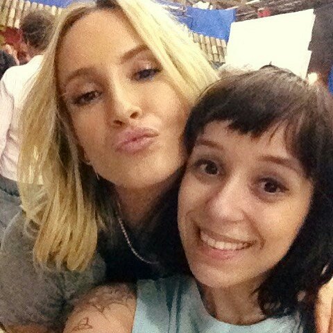 MundoLeitte's tweet photo. "Por trás das câmeras! #claudialeitte #cervejaproibida #job #movie&art" nattigouveia via Instagram. https://t.co/3J5wjUjMkH