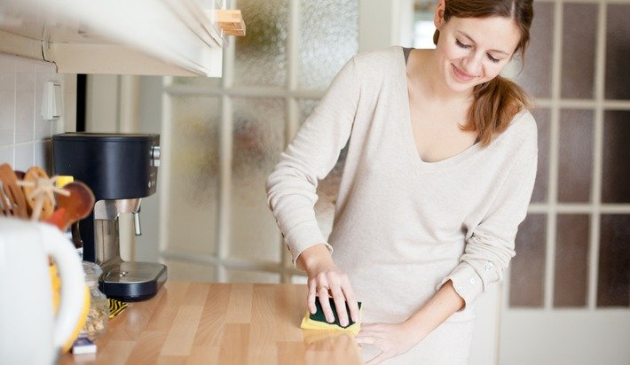 ericjohnhoffman's tweet image. 5 ways to make holiday cleaning more enjoyable and less stressful: otbd.it/NTW7SC